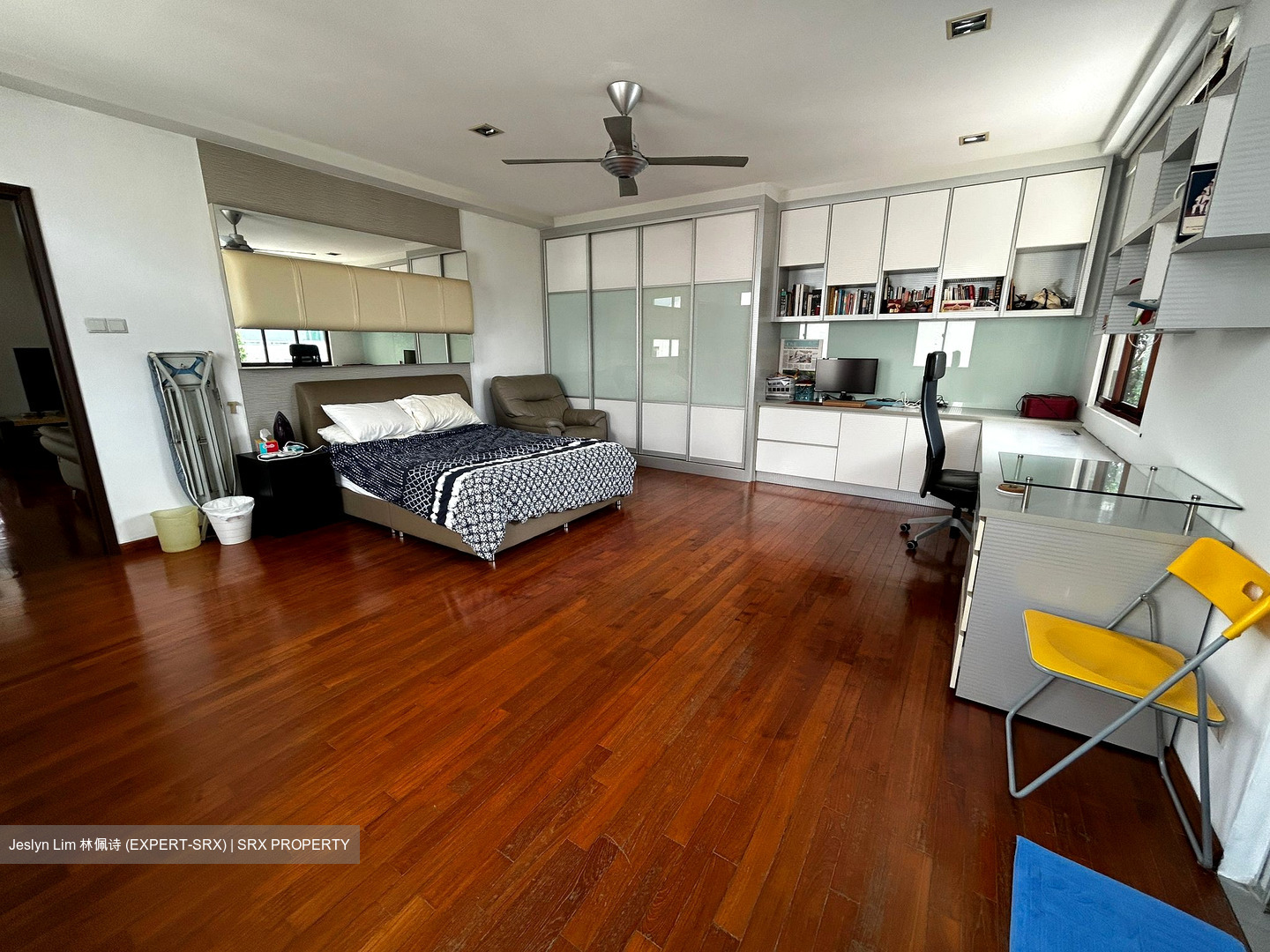 Phillips Avenue (D19), Semi-Detached #572768801